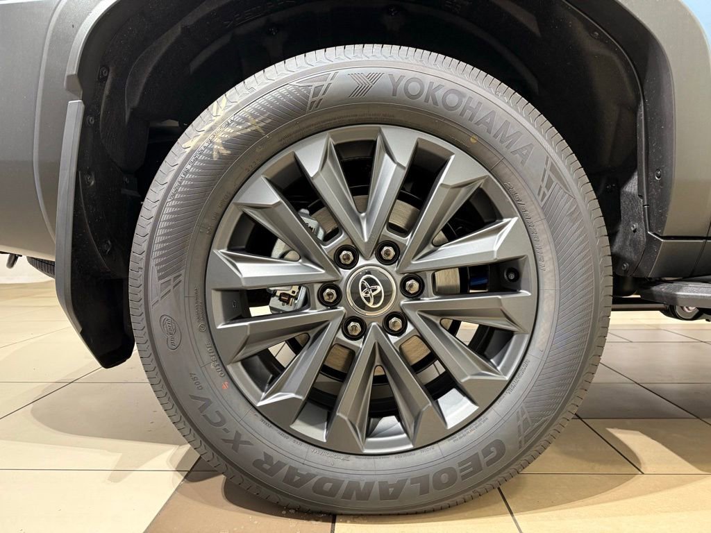 New 2026 Toyota Land Cruiser image 9