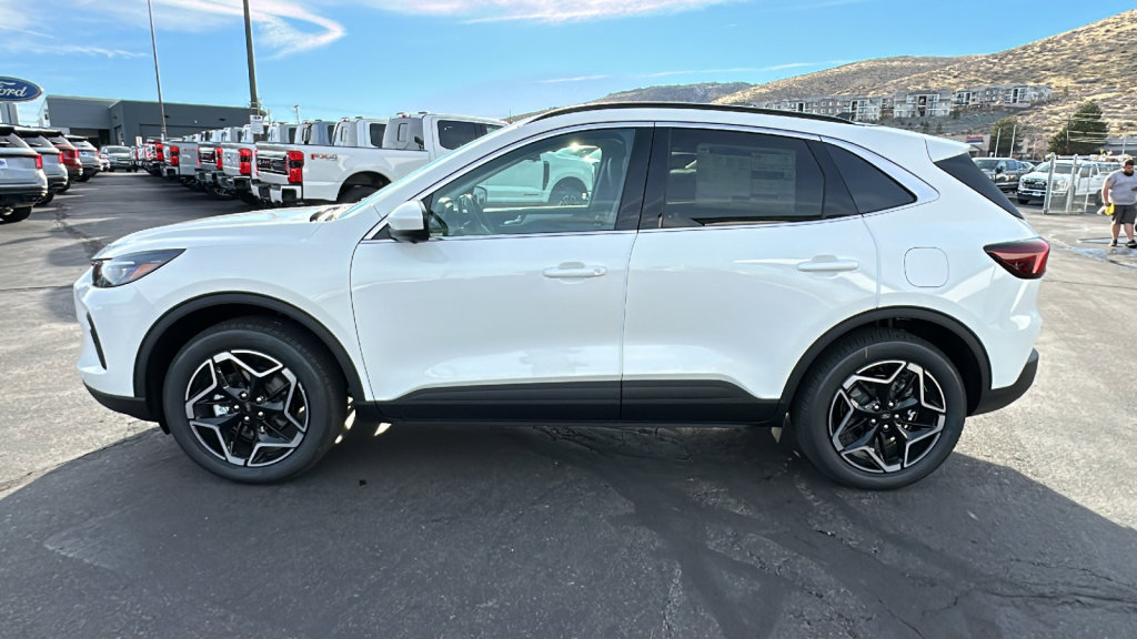 New 2026 Ford Escape Platinum w/ Premium Technology Package image 6