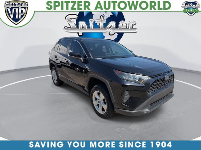 Used 2020 Toyota RAV4 LE AWD/4WD video 2