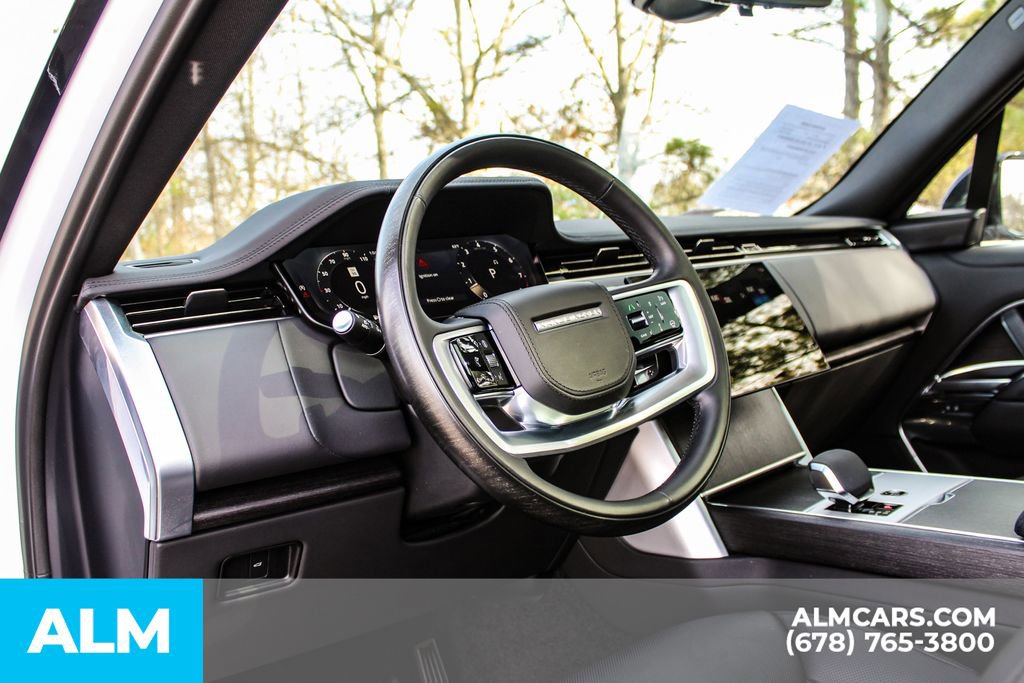 Used 2024 Land Rover Range Rover SE image 23