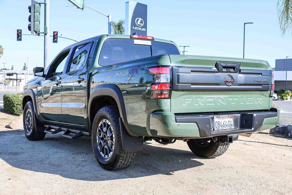 Used 2025 Nissan Frontier PRO-4X w/ Pro Premium Package image 24