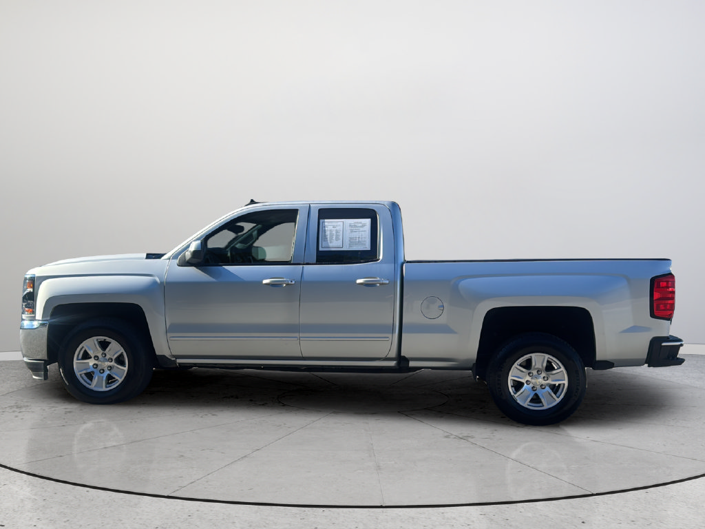 Used 2018 Chevrolet Silverado 1500 LT w/ All Star Edition RWD image 5