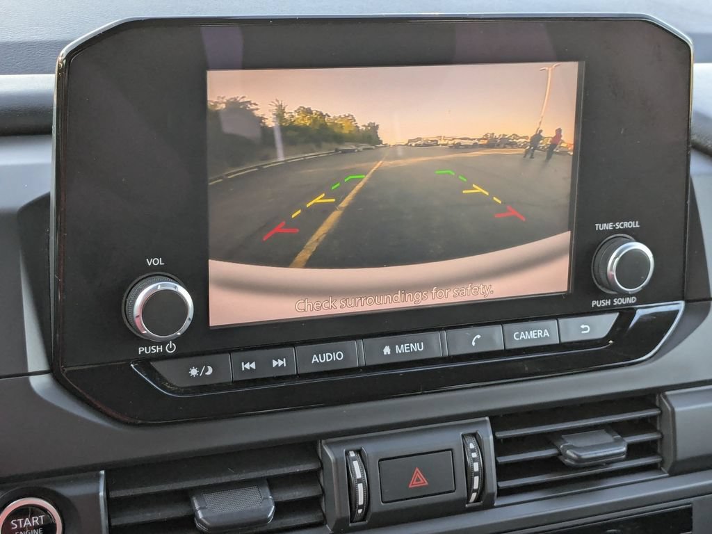 Used 2024 Nissan Pathfinder S FWD image 19