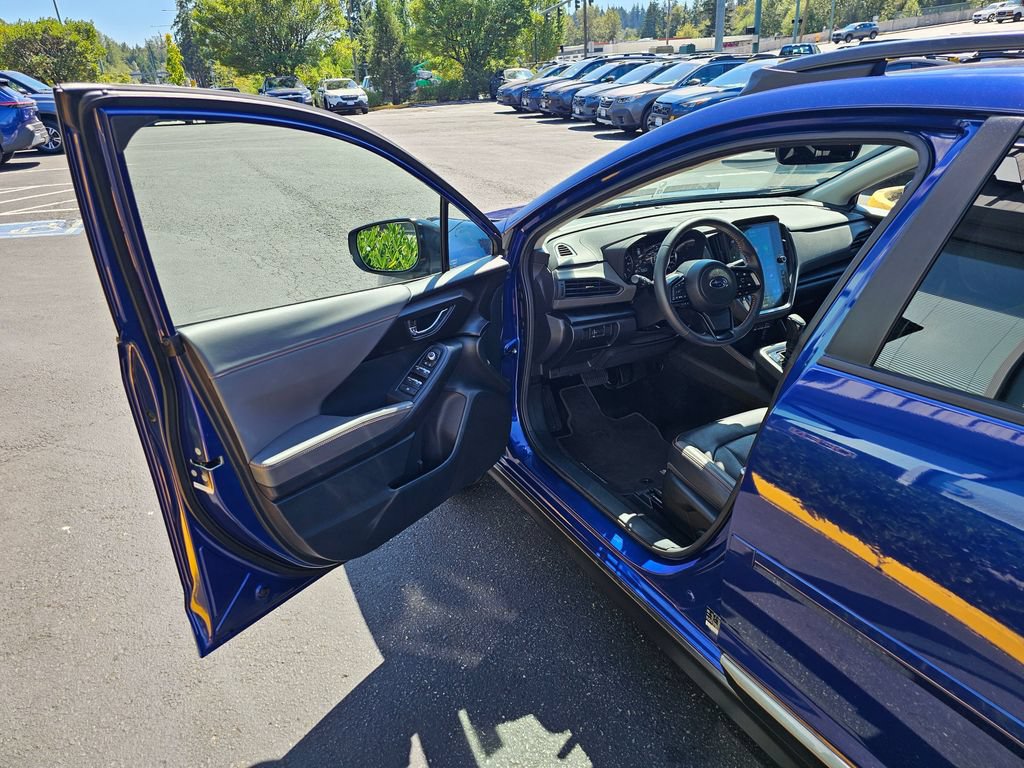 Used 2024 Subaru Crosstrek 2.5i Limited w/ Crosstrek Mirror Package AWD/4WD image 18