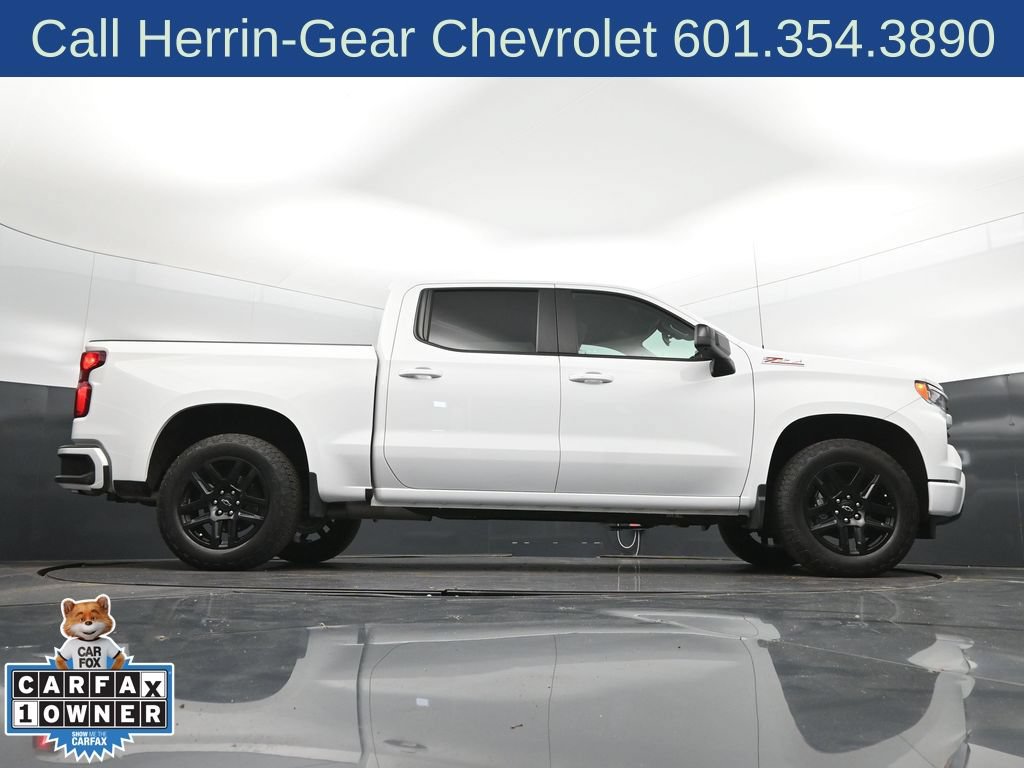 Used 2023 Chevrolet Silverado 1500 RST AWD/4WD image 37