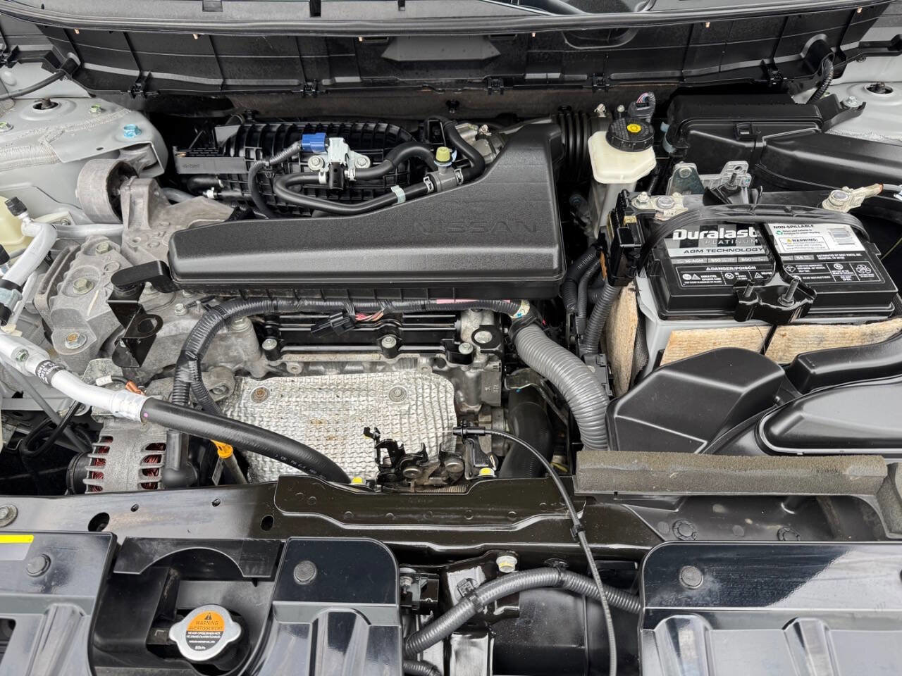 Used 2016 Nissan Rogue S image 11