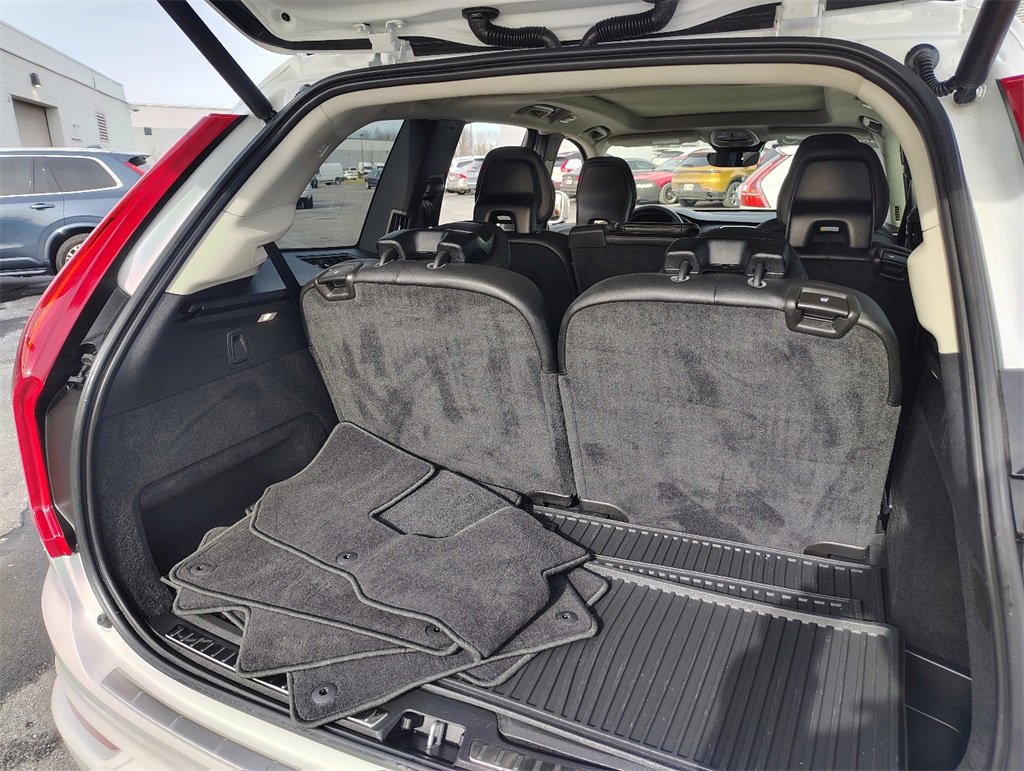 Certified 2023 Volvo XC90 B5 Core w/ Protection Package Premier image 33