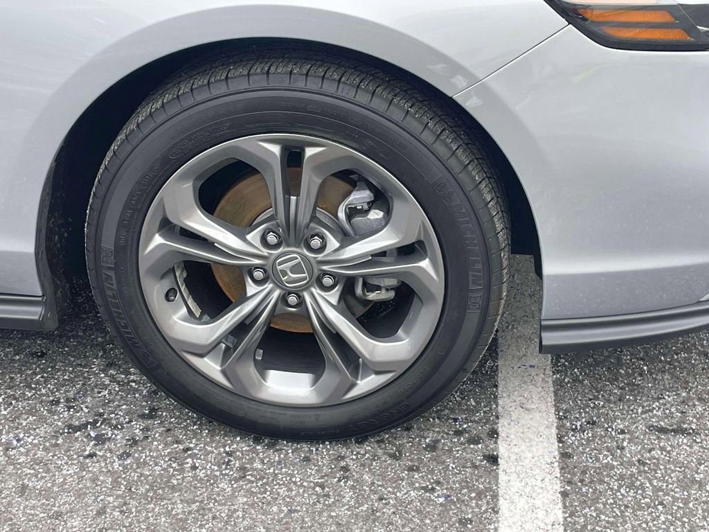 Certified 2024 Honda Accord EX image 6