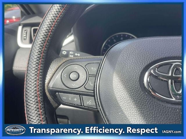 Used 2022 Toyota RAV4 LE AWD/4WD image 21