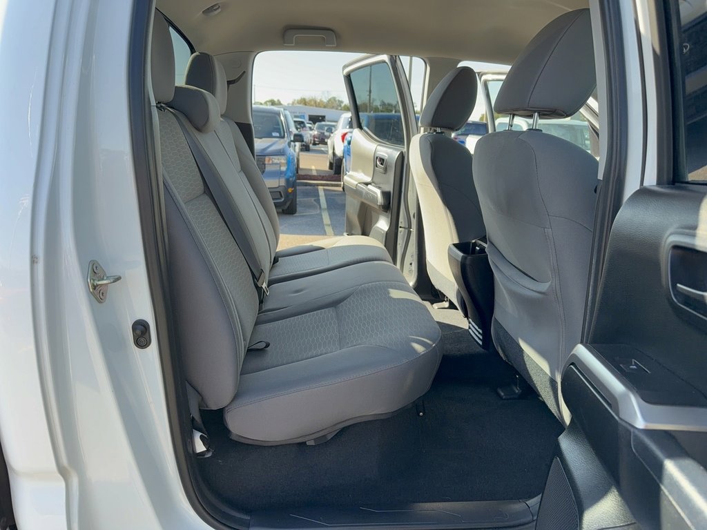 Used 2017 Toyota Tacoma SR5 w/ Tow Package image 15