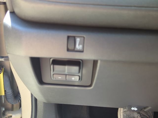 Used 2023 Chevrolet Colorado Trail Boss w/ Advanced Trailering Package AWD/4WD image 20