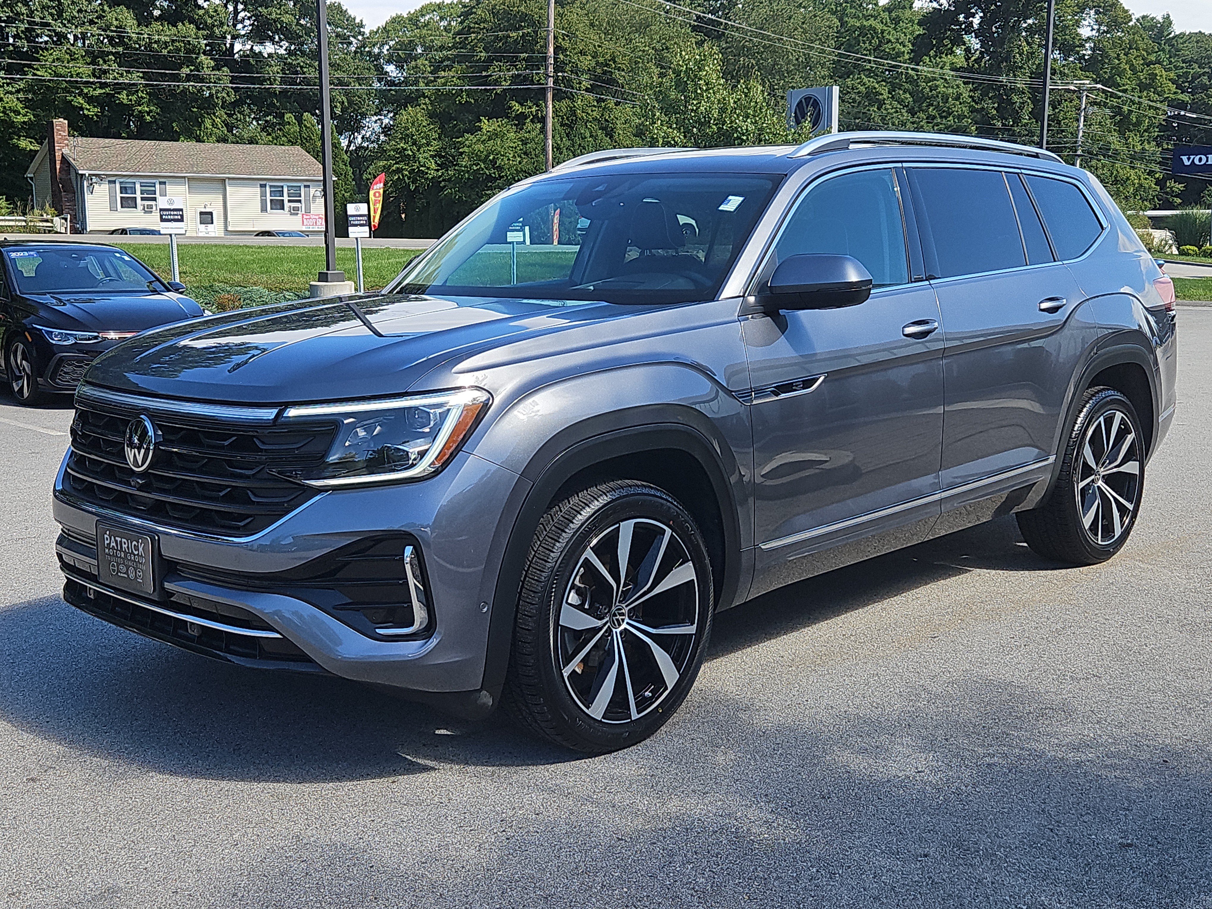 Certified 2024 Volkswagen Atlas SEL Premium R-Line AWD/4WD image 28