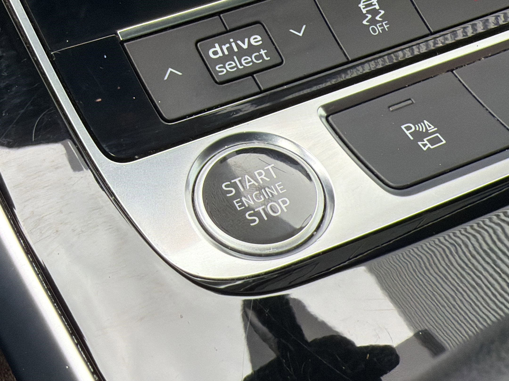 Certified 2023 Audi Q8 Premium Plus w/ Premium Plus Package image 17