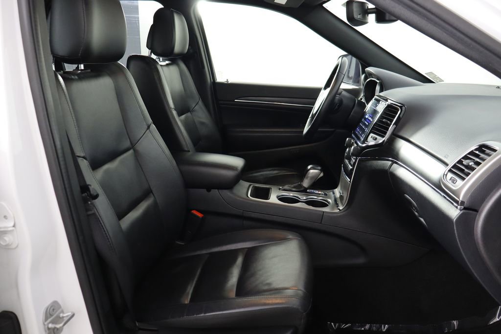 Used 2022 Jeep Grand Cherokee Limited image 19