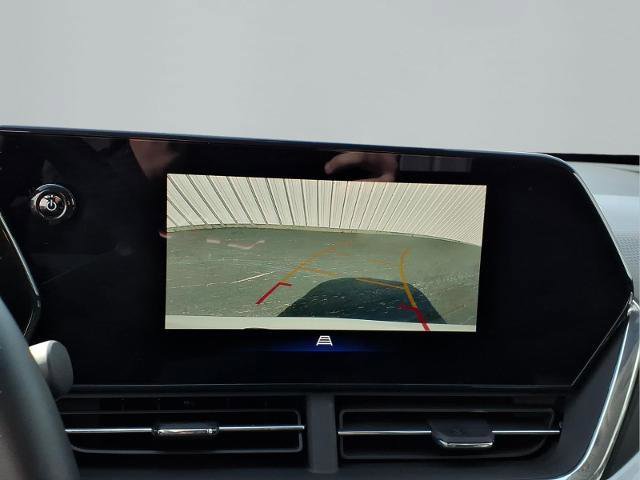 Used 2024 Chevrolet Trax LT w/ Driver Confidence Package image 13