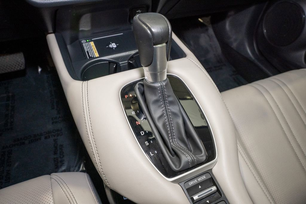 Used 2023 Honda HR-V EX-L image 16