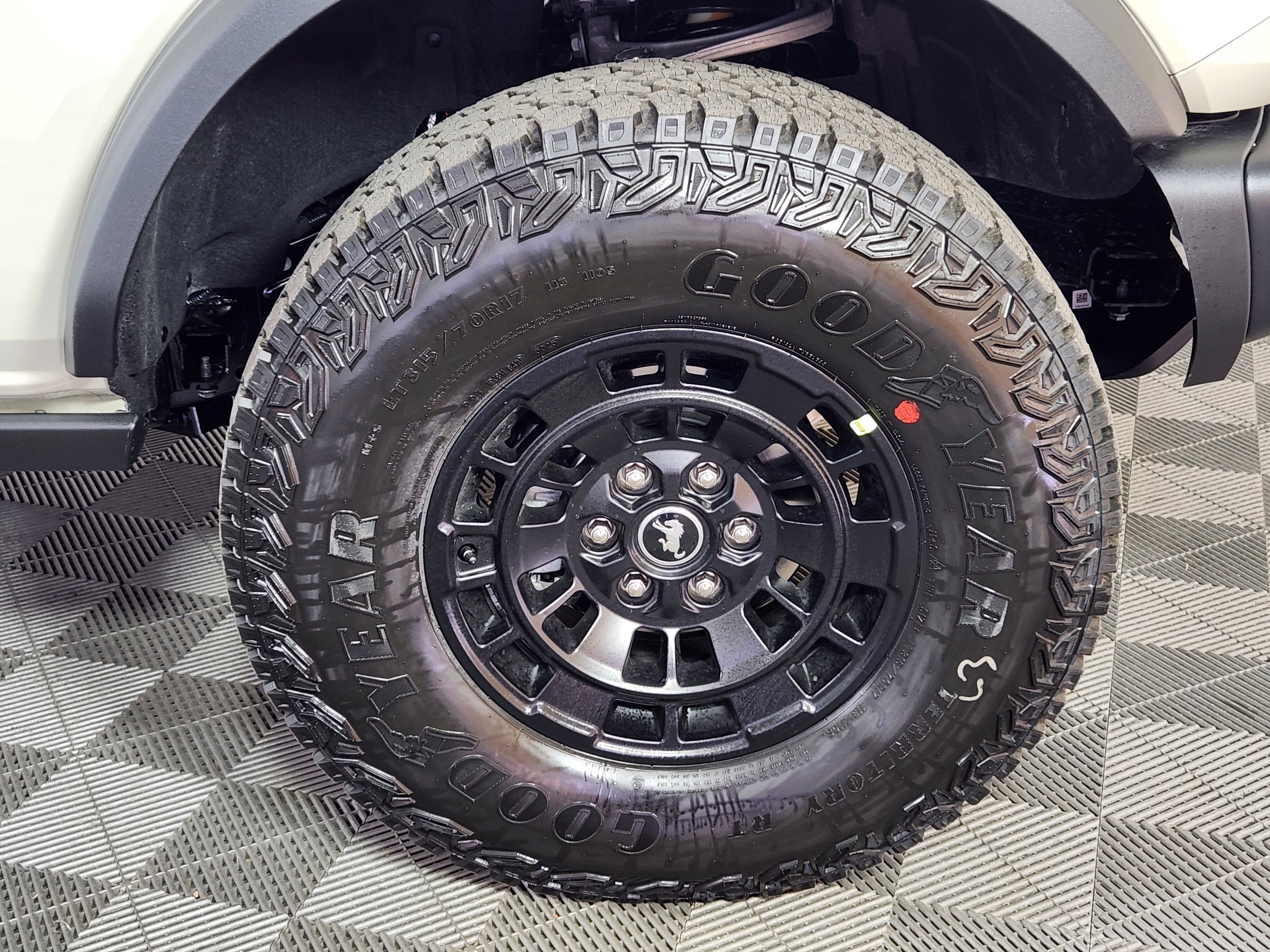 New 2026 Ford Bronco Badlands AWD/4WD image 9