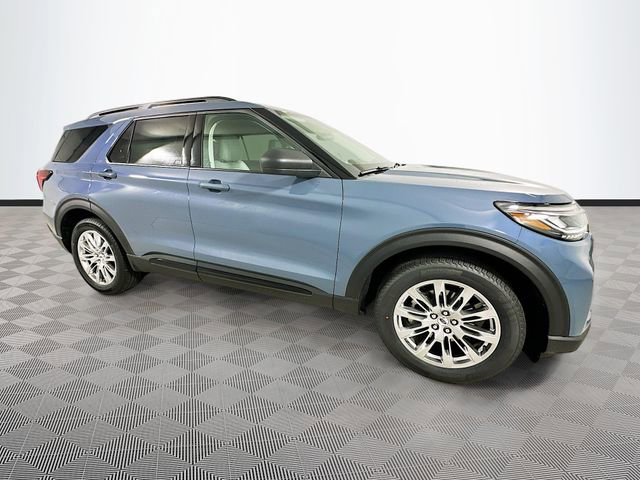 New 2026 Ford Explorer Active w/ Active Comfort Package image 5