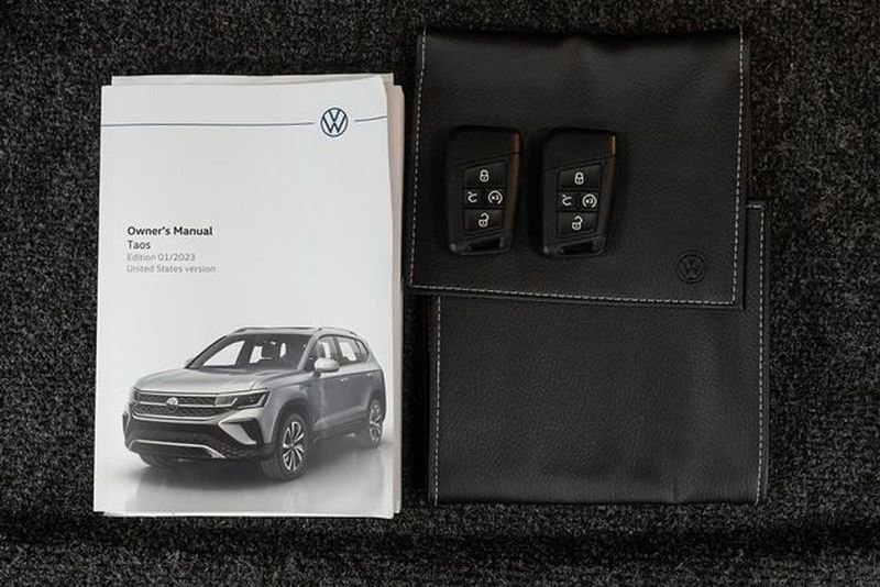 Used 2023 Volkswagen Taos SE image 45