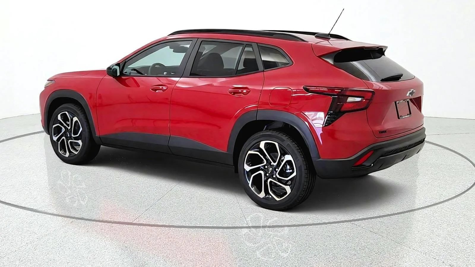New 2026 Chevrolet Trax RS w/ Driver Confidence Package FWD image 6