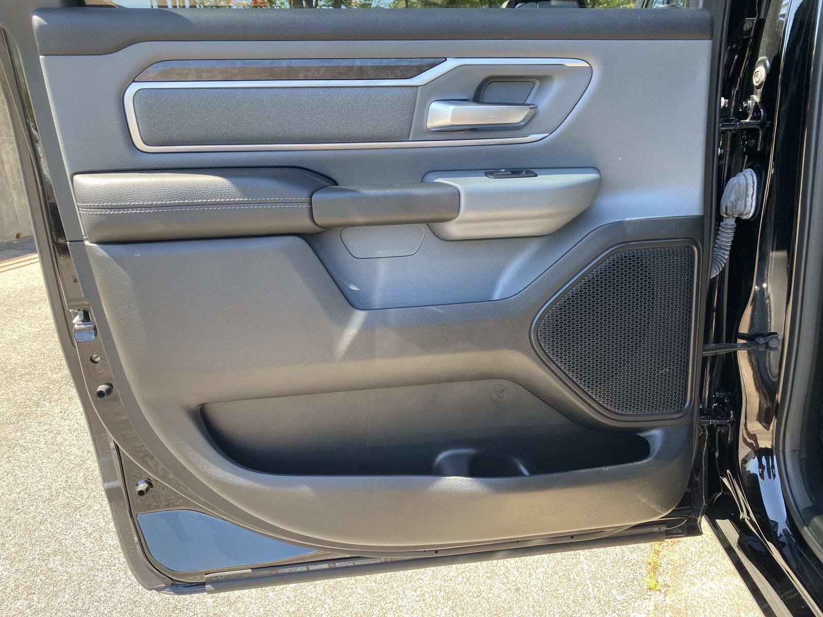 Used 2023 RAM 1500 Big Horn AWD/4WD image 19