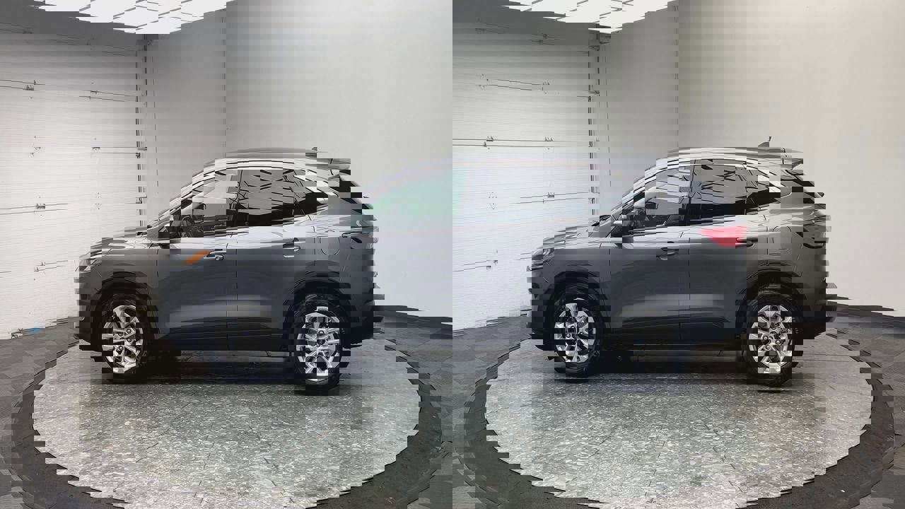 Certified 2021 Ford Escape SE image 31