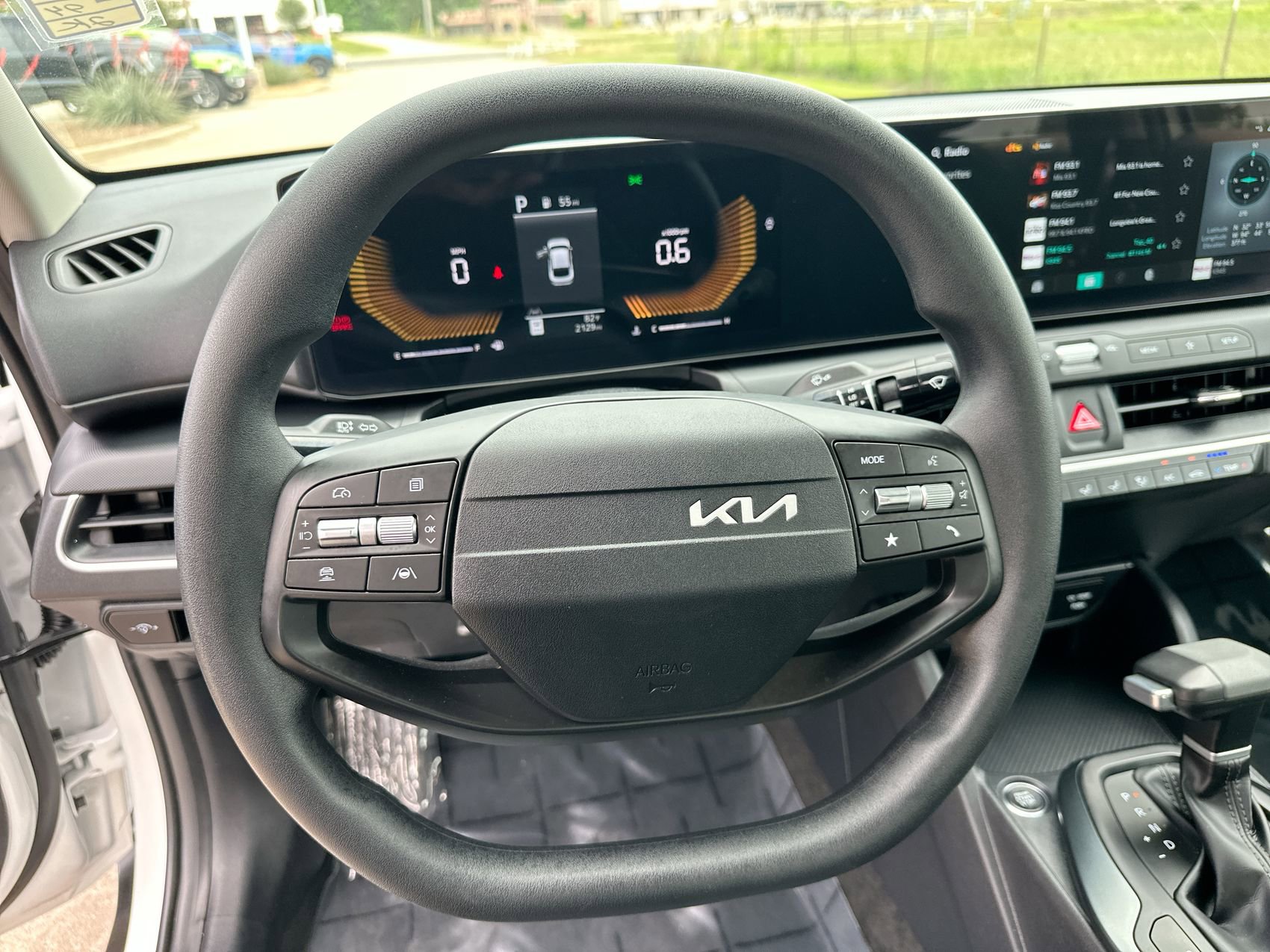 Used 2025 Kia K4 FWD image 14