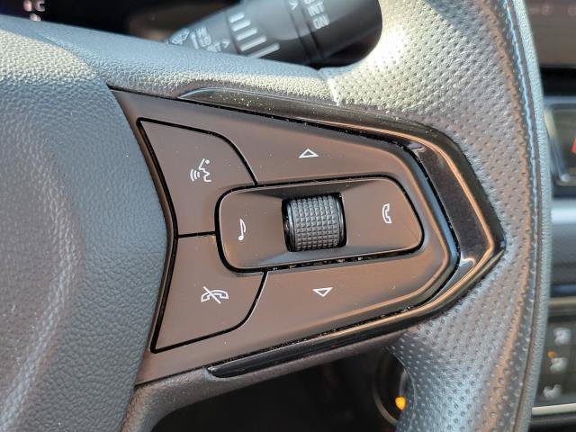 Used 2025 Chevrolet TrailBlazer LT AWD/4WD image 16