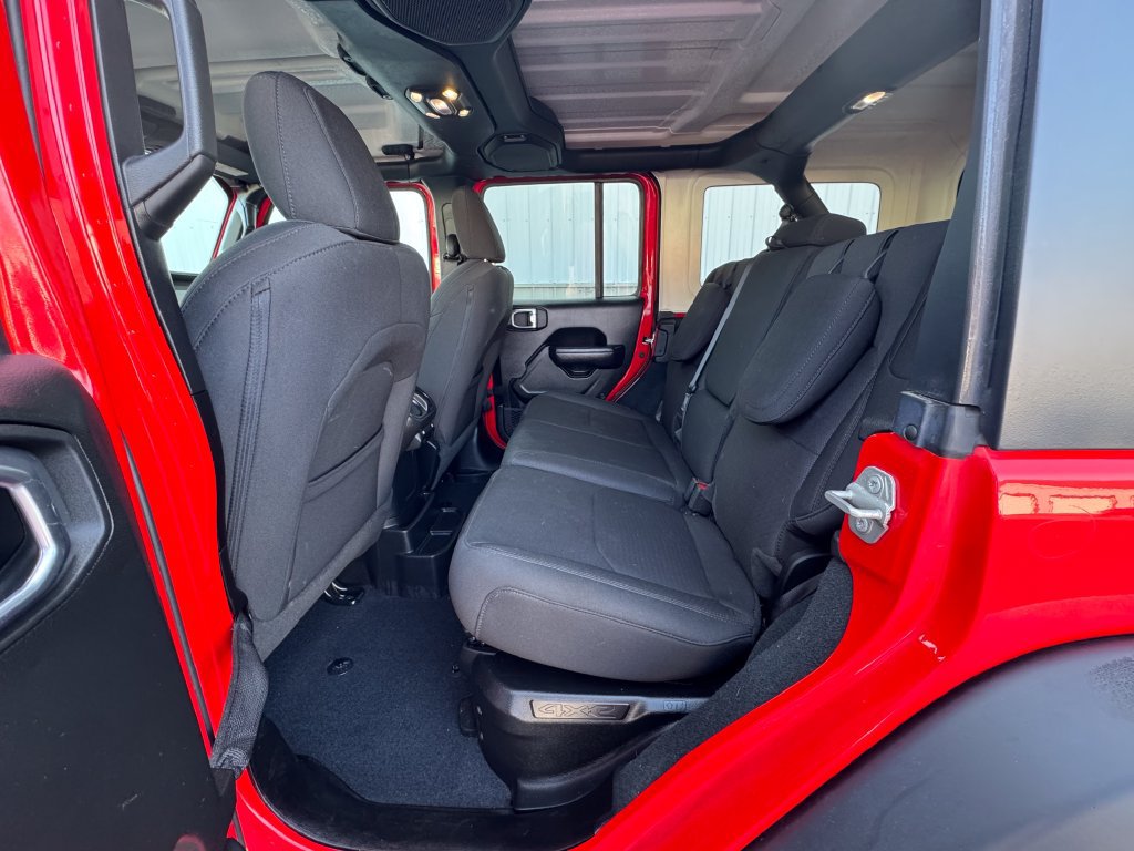 Used 2023 Jeep Wrangler Unlimited w/ Cold Weather Group AWD/4WD image 22