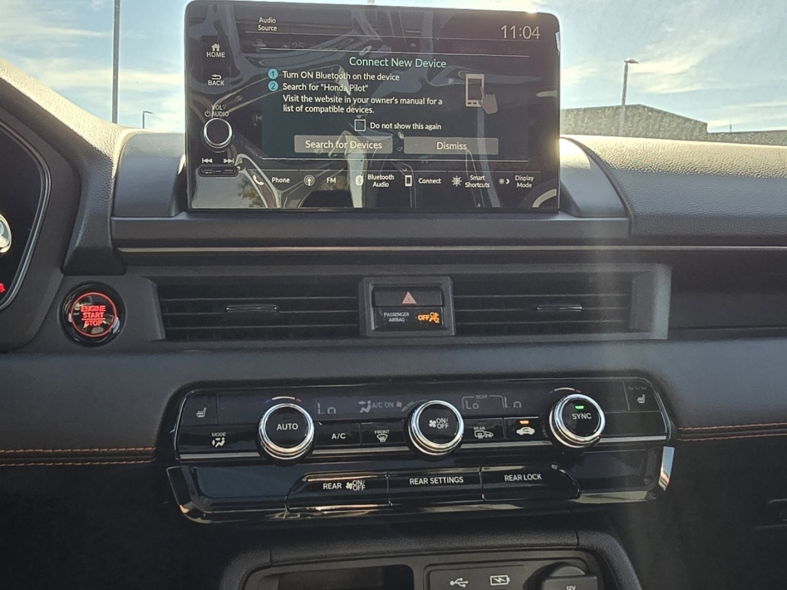 Used 2025 Honda Pilot TrailSport image 32