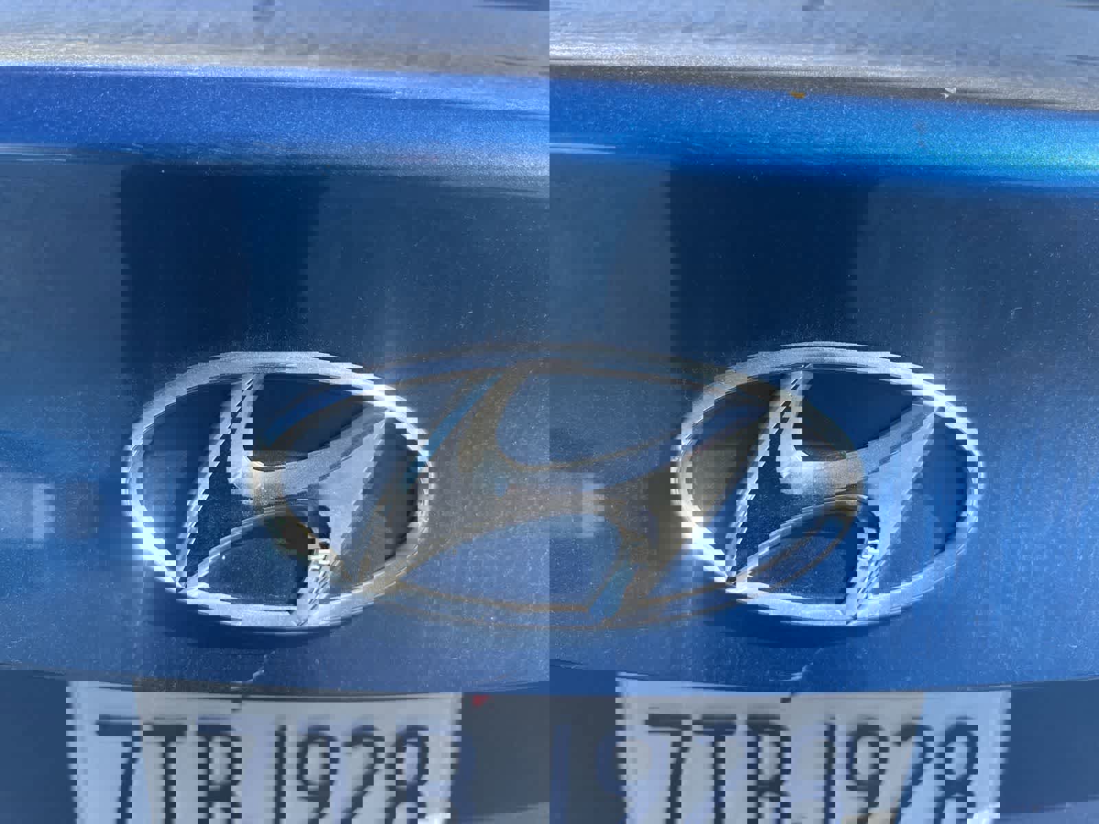 Used 2017 Hyundai Elantra Limited image 14