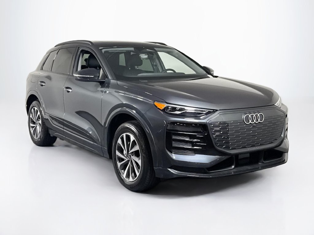 Used 2025 Audi Q6 e-tron Premium AWD/4WD image 7