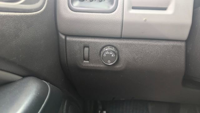 Used 2016 Chevrolet Colorado W/T image 27