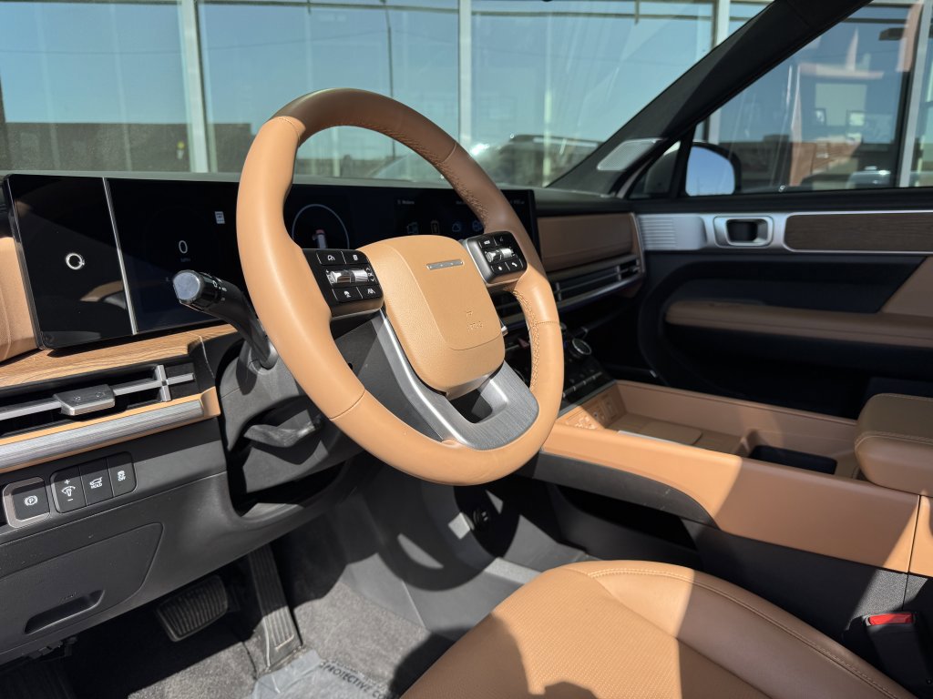 Used 2024 Hyundai Santa Fe Limited image 33