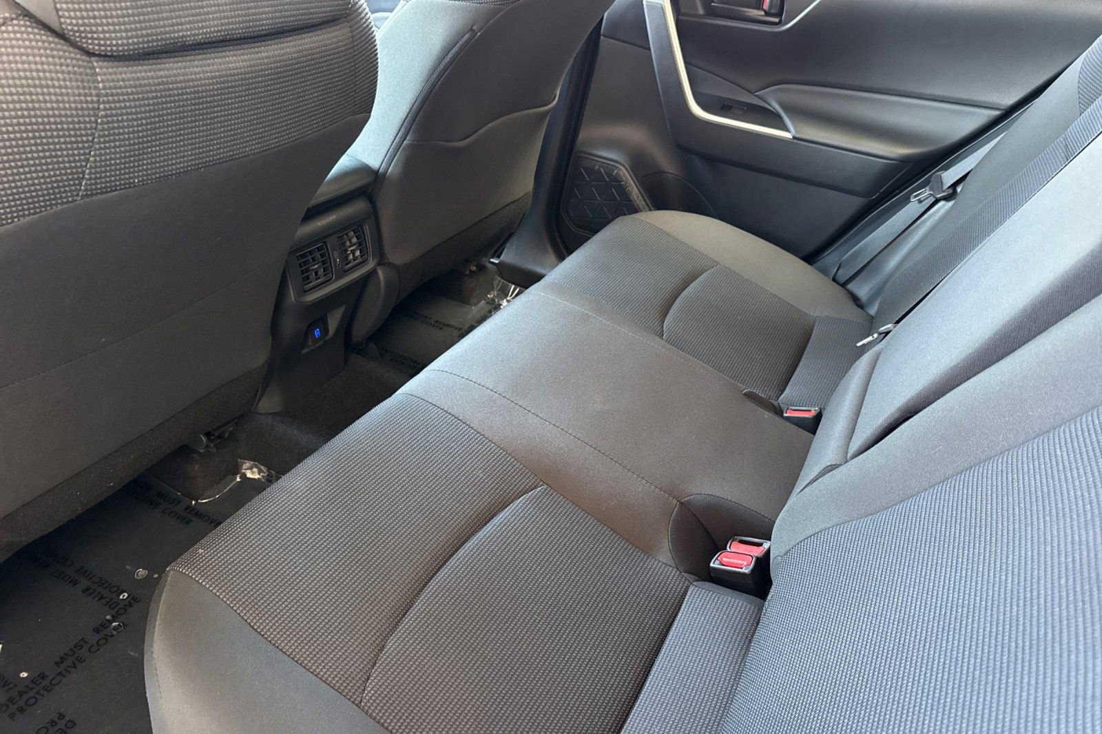Used 2025 Toyota RAV4 LE FWD image 15