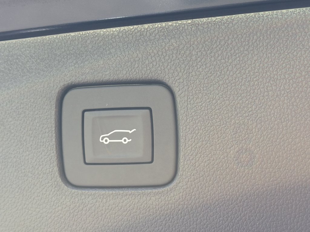 New 2026 Buick Envista Sport Touring w/ Convenience I Package FWD image 15