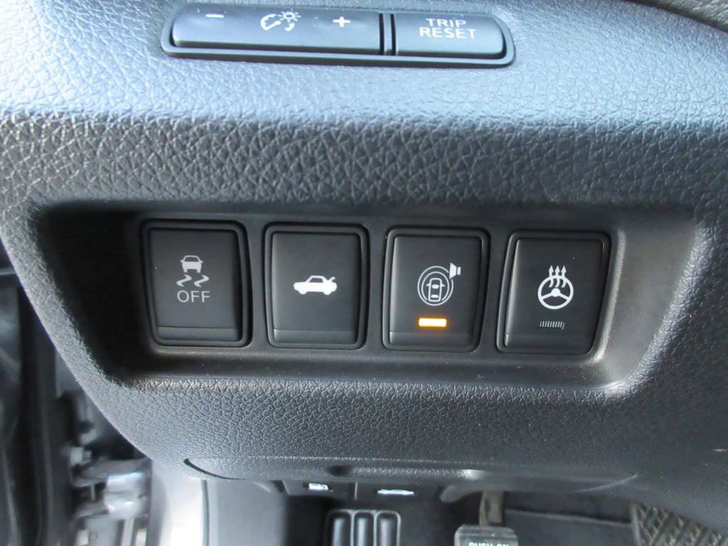Used 2014 Nissan Altima 2.5 SL w/ Technology Package FWD image 22