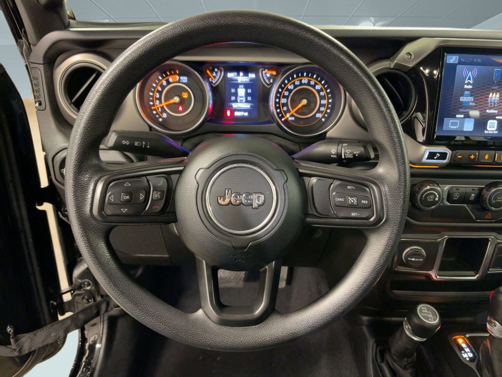 Used 2020 Jeep Wrangler Unlimited Sport image 16