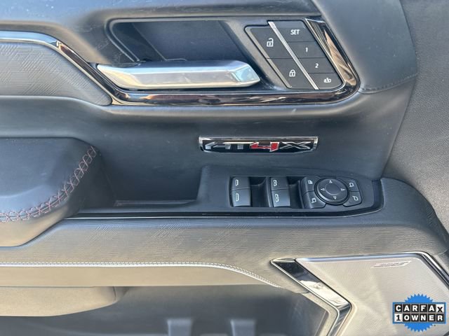 Used 2025 GMC Sierra 1500 AT4X image 18
