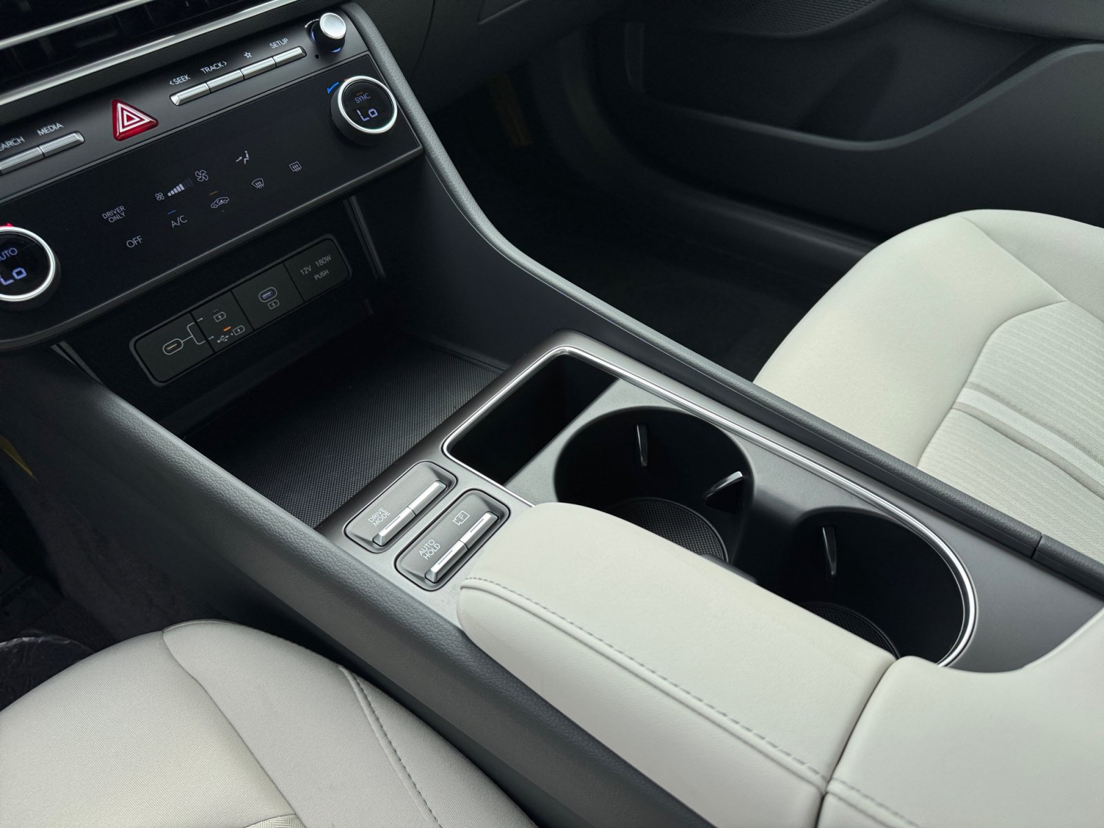 New 2026 Hyundai Sonata Blue FWD image 29