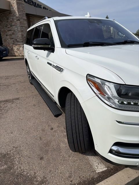 Used 2020 Lincoln Navigator L Reserve w/ Luxury Package image 4