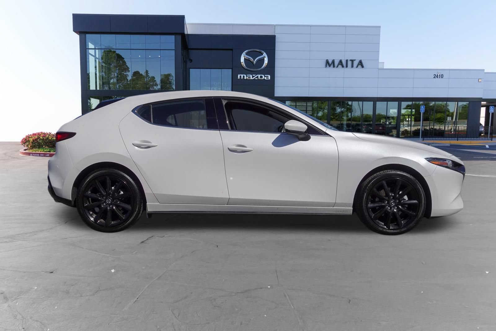 Certified 2023 MAZDA MAZDA3 s AWD/4WD image 2