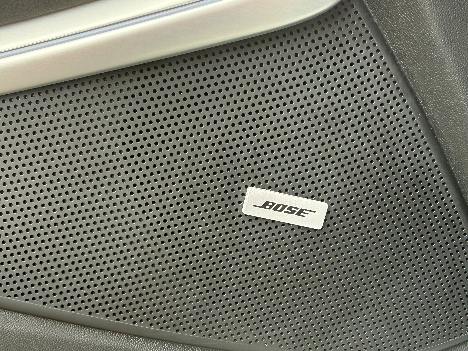 Used 2020 Chevrolet Camaro ZL1 RWD image 36