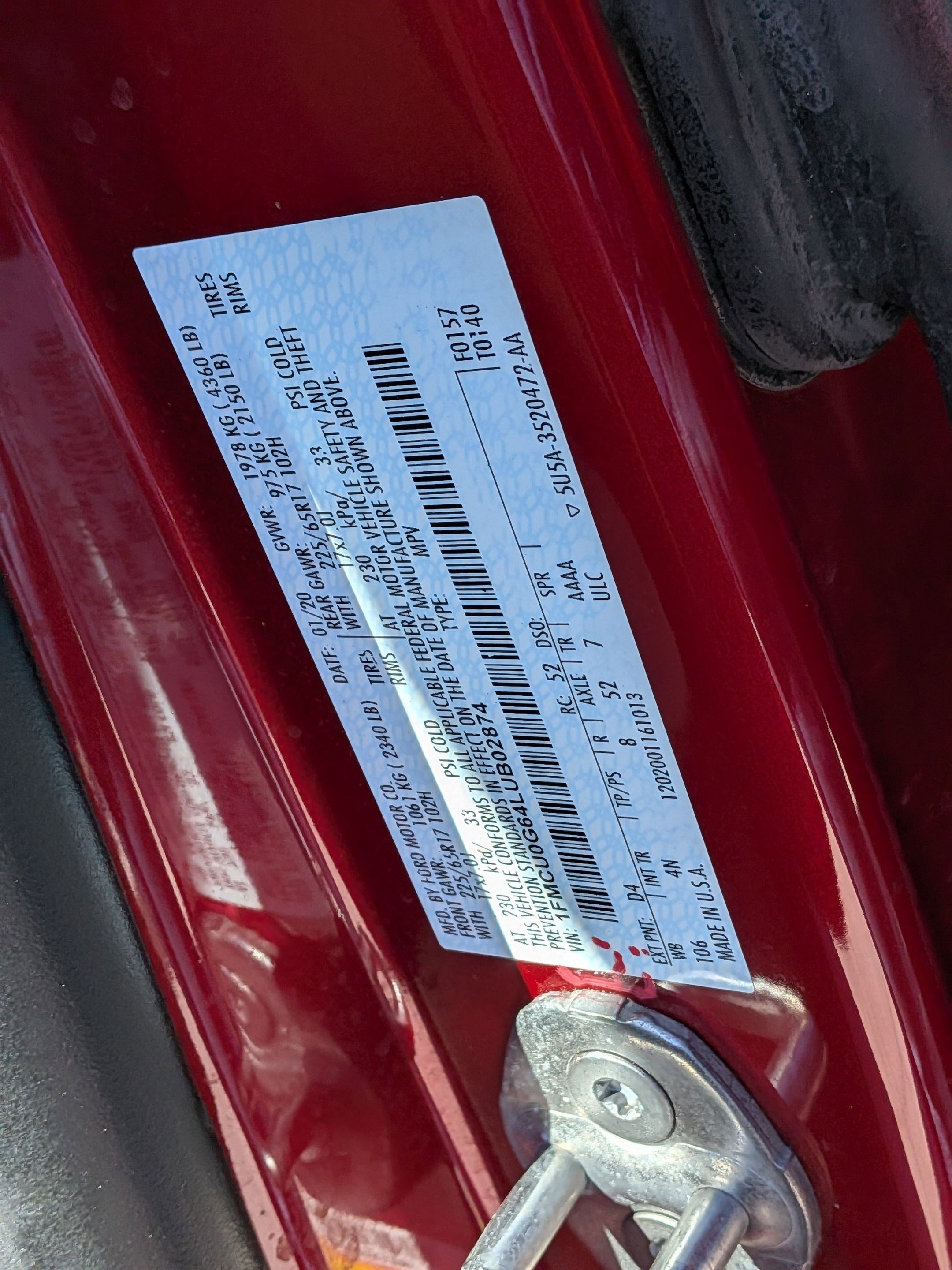 Used 2020 Ford Escape SE image 34