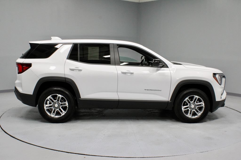 Used 2025 GMC Terrain Elevation AWD/4WD image 6