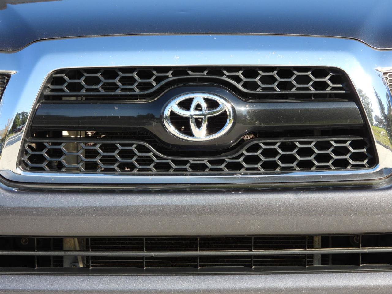 Used 2011 Toyota Tacoma PreRunner w/ SR5 Pkg #2 RWD image 42