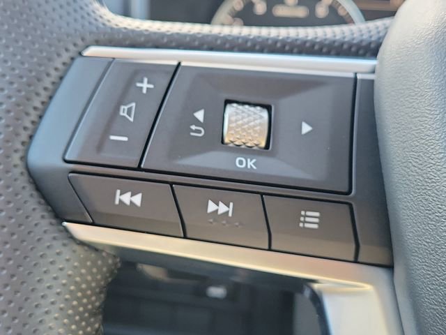 New 2025 Mitsubishi Outlander AWD image 24