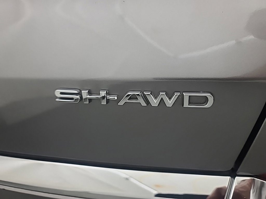 Used 2022 Acura MDX w/ Technology Package AWD/4WD image 10