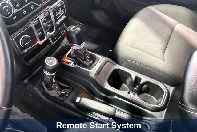 Used 2023 Jeep Wrangler Unlimited Sahara w/ Cold Weather Group AWD/4WD image 24
