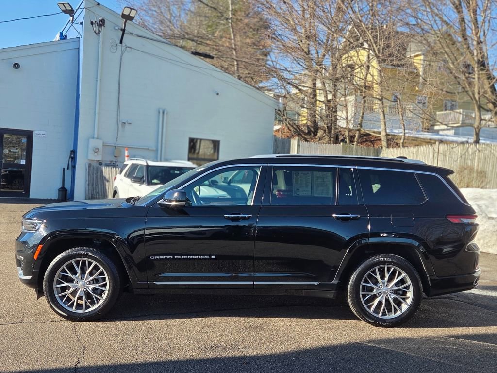 Used 2022 Jeep Grand Cherokee L Summit w/ Luxury Tech Group V AWD/4WD image 3